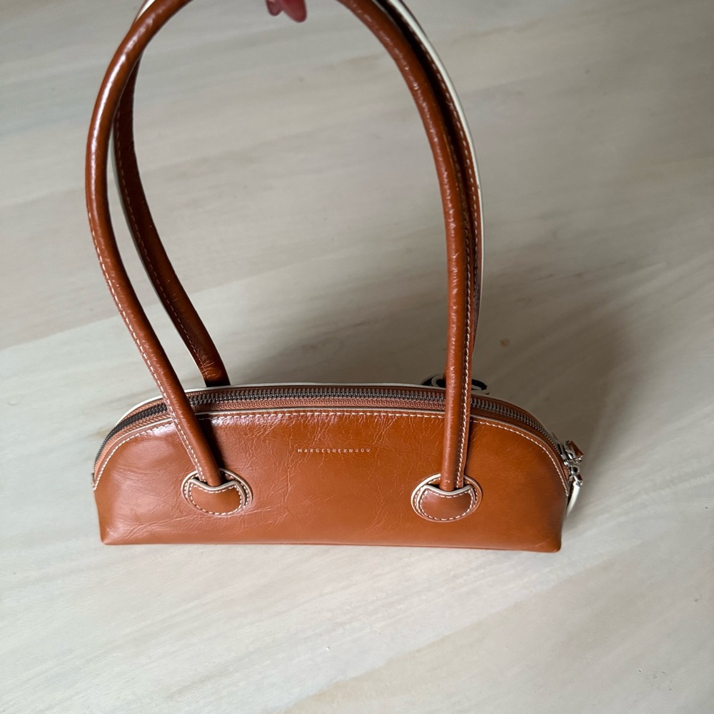 Margesherwood Elegant Brown Leather Shoulder Bag - Picture 4 of 6